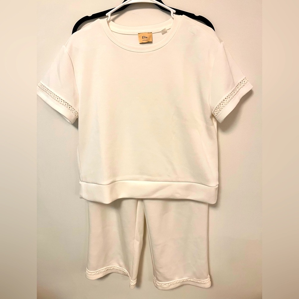 Women’s white lounge 2 piece